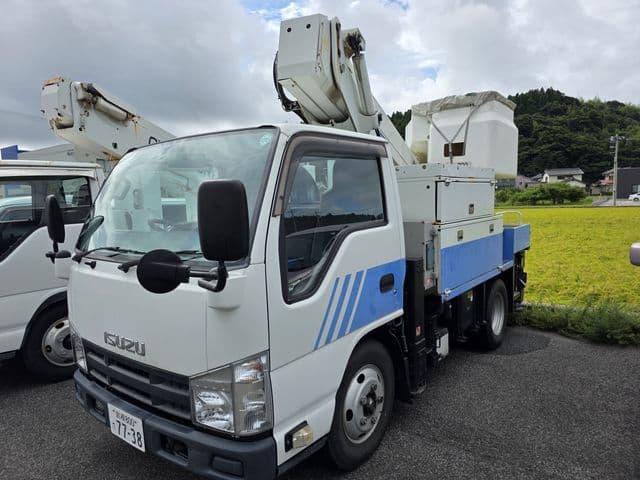 ISUZU ELF