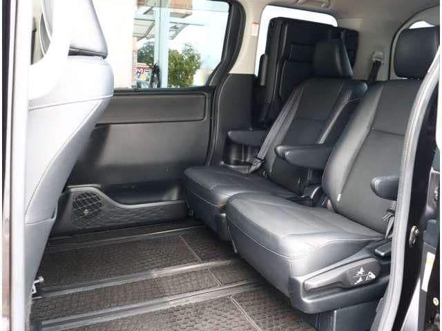 Car thumbnail 12
