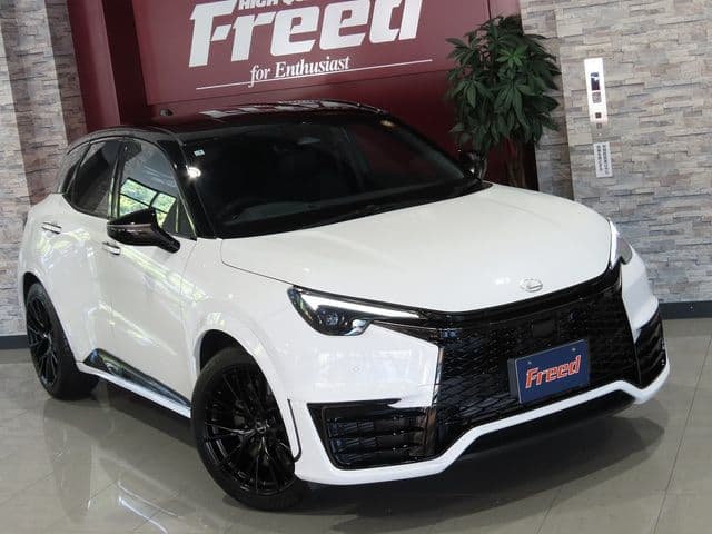 Car thumbnail 4