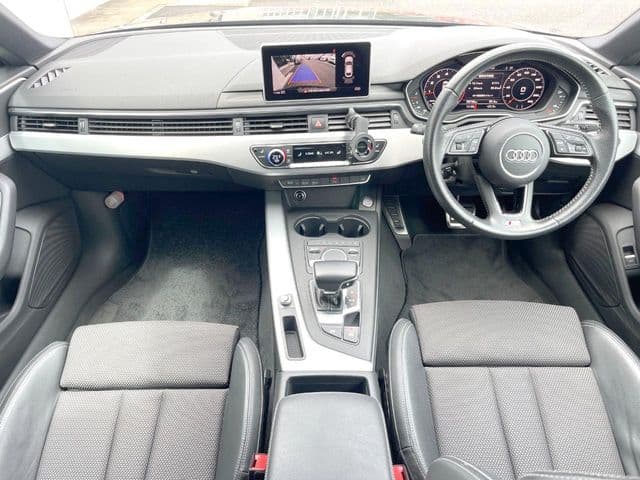 AUDI