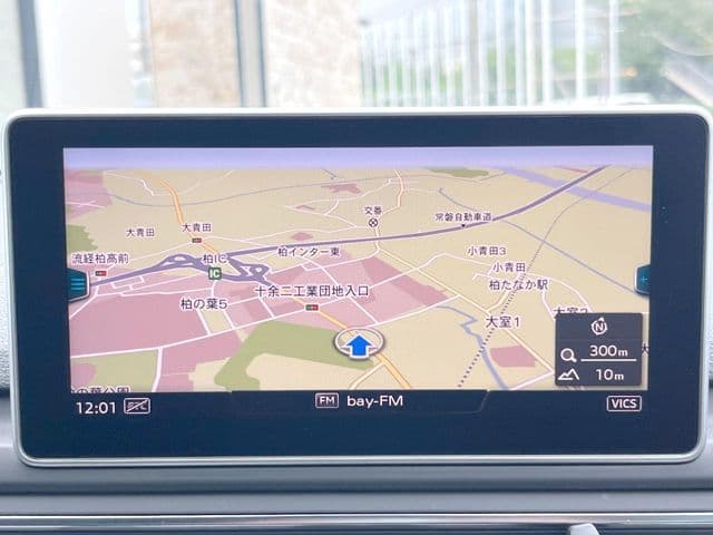 Car thumbnail 4