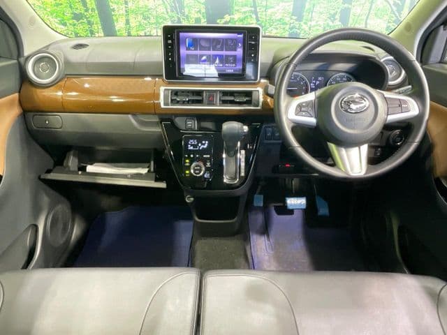 Car thumbnail 2