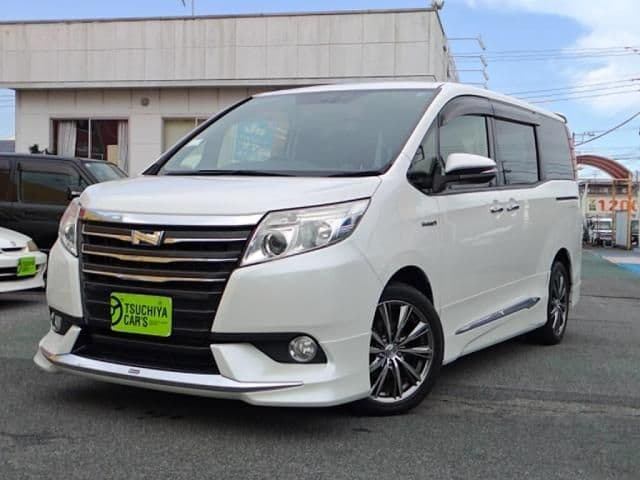 TOYOTA NOAH HYBRID