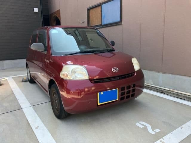 DAIHATSU ESSE