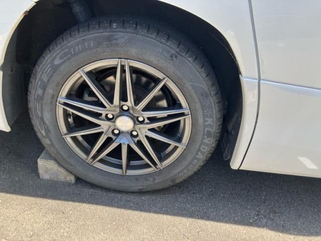 Car thumbnail 4