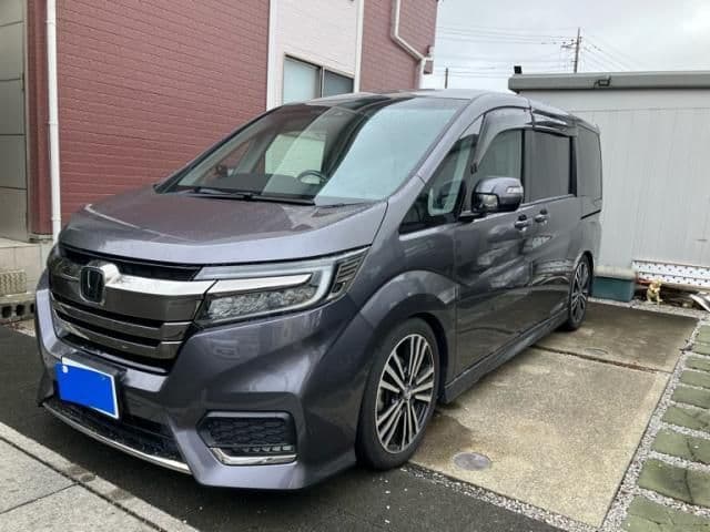 HONDA STEPWAGON SPADA
