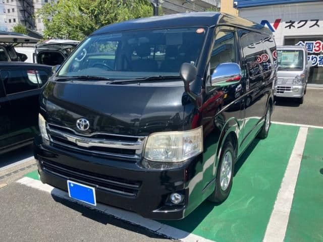 TOYOTA HIACE wagon