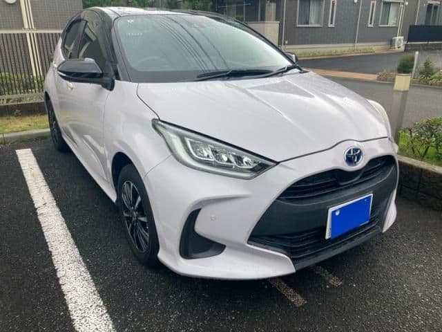TOYOTA YARIS HYBRID