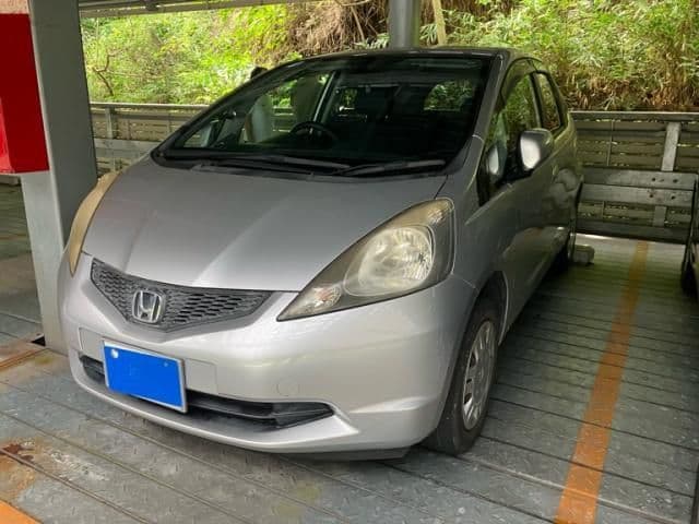 Car image 1