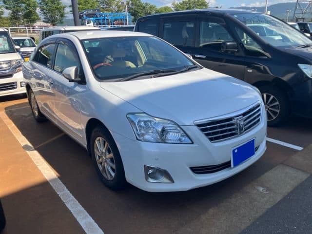 TOYOTA PREMIO