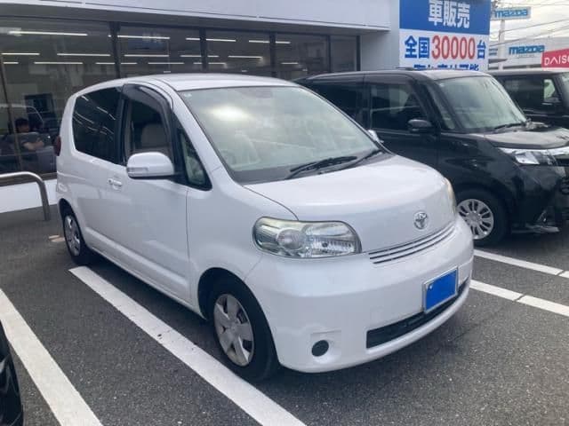 TOYOTA PORTE