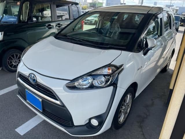 TOYOTA SIENTA HYBRID