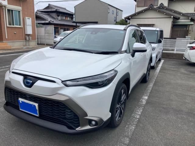 TOYOTA COROLLA CROSS HYBRID