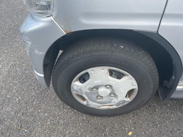 Car thumbnail 4