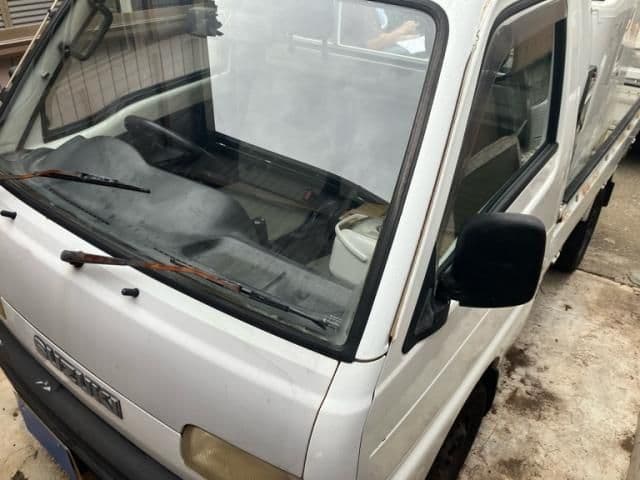 SUZUKI CARRY truck 4WD