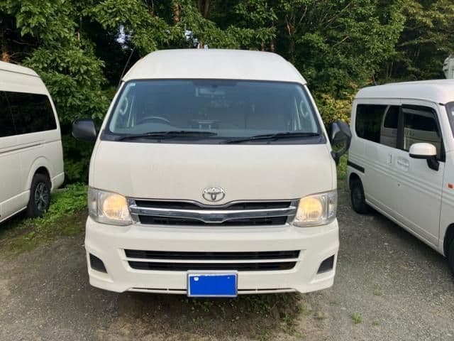 TOYOTA REGIUSACE van 4WD