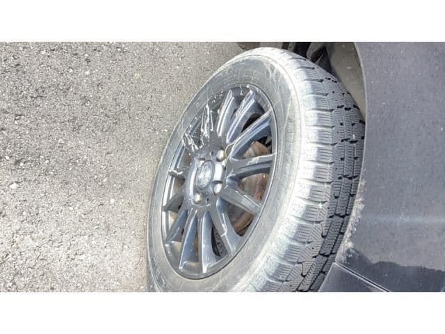 Car thumbnail 3