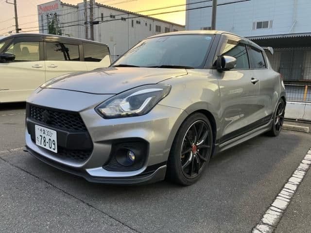 SUZUKI SWIFT