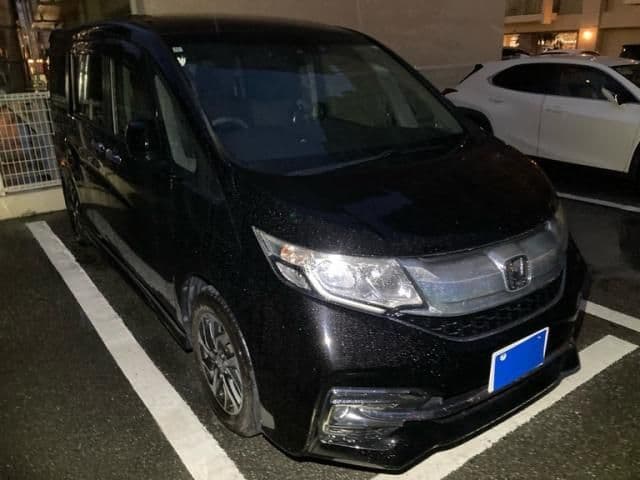 HONDA STEPWAGON SPADA