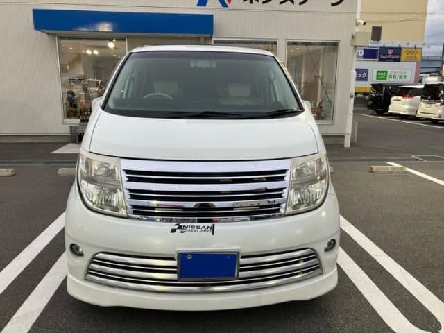 NISSAN ELGRAND  4WD