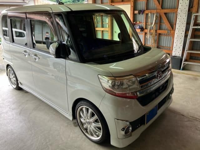 DAIHATSU TANTO CUSTOM
