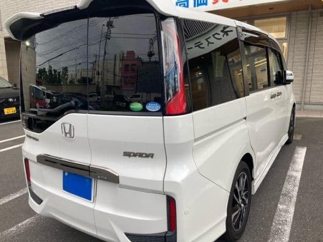 Car thumbnail 3