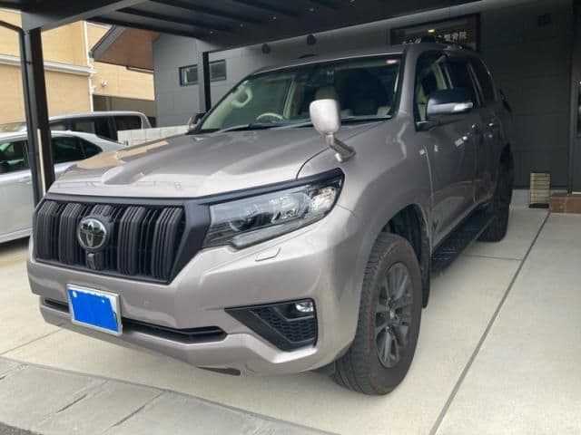 TOYOTA LANDCRUISER PRADO