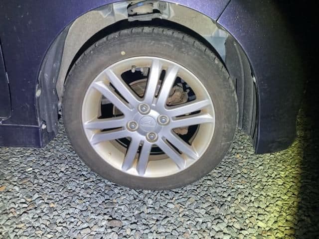 Car thumbnail 4