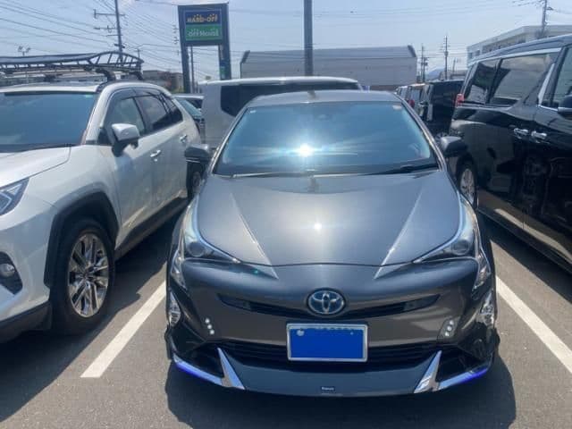 TOYOTA PRIUS
