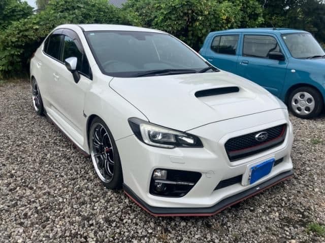 Car thumbnail 3