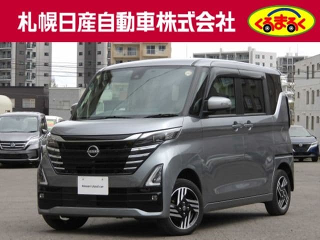NISSAN ROOX 4WD