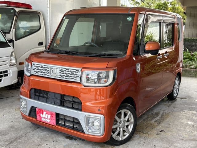 DAIHATSU WAKE