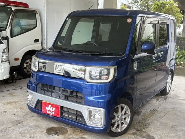 DAIHATSU WAKE