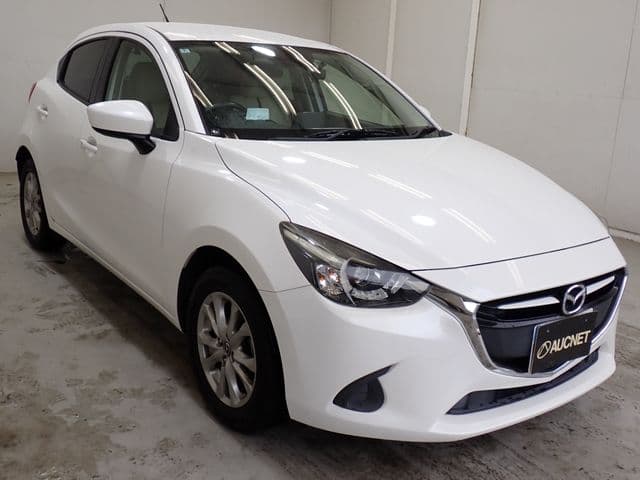 Car thumbnail 4