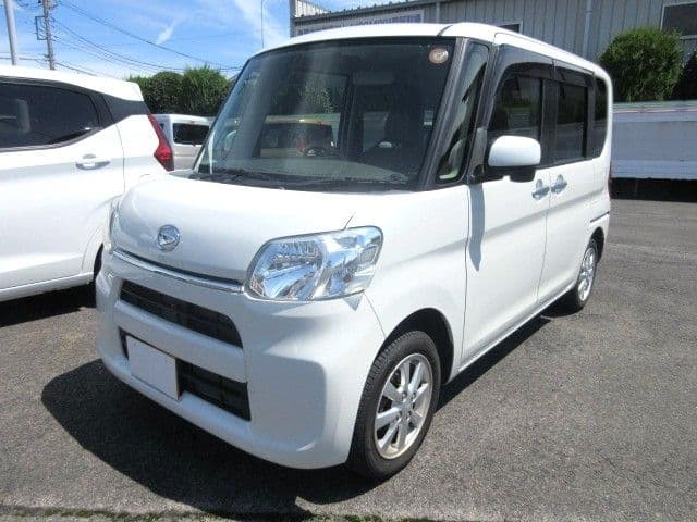DAIHATSU TANTO 4WD