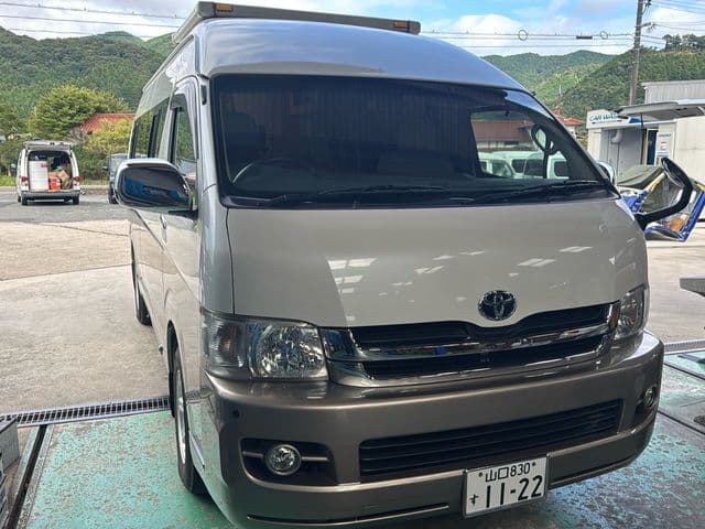 TOYOTA HIACE van 2WD