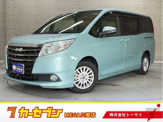 TOYOTA NOAH HYBRID