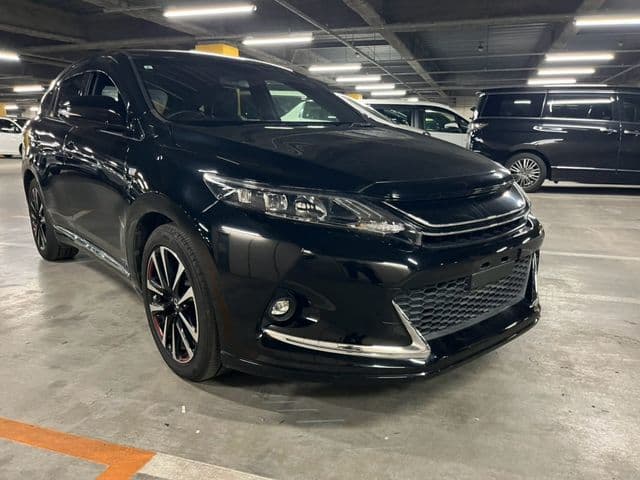 TOYOTA HARRIER 2WD