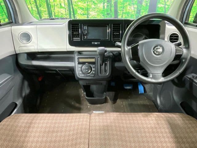 NISSAN