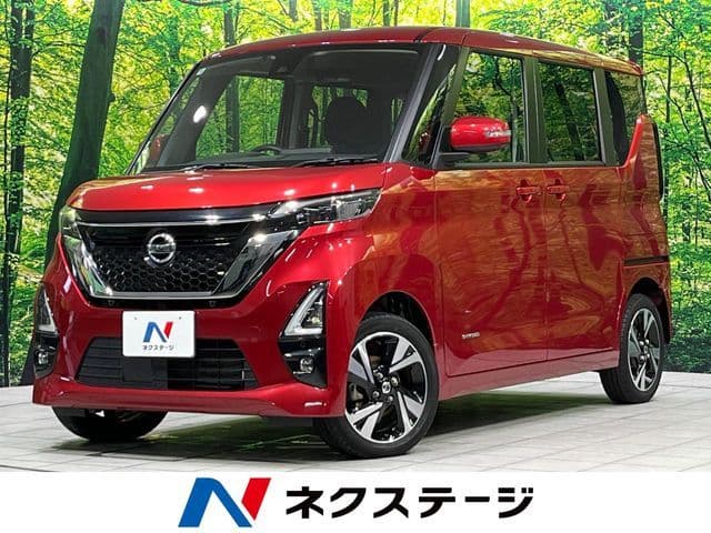 NISSAN ROOX 4WD