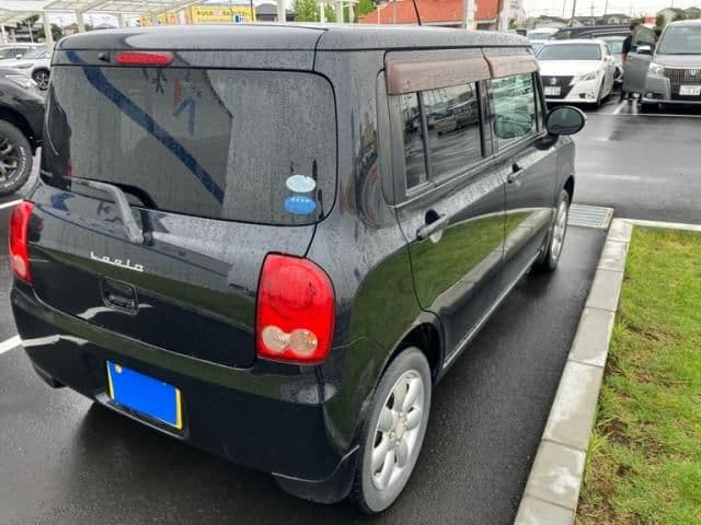 Car thumbnail 4