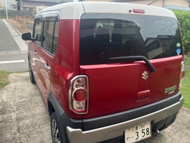 SUZUKI