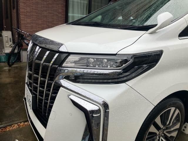 Car thumbnail 3