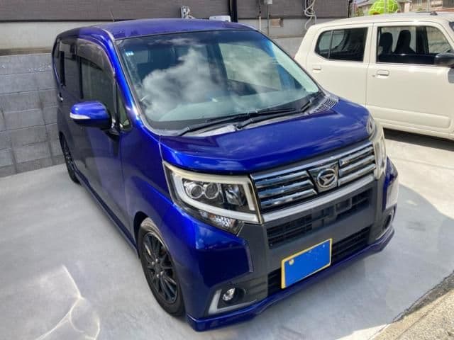 DAIHATSU MOVE CUSTOM