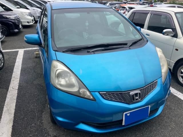 Car thumbnail 3