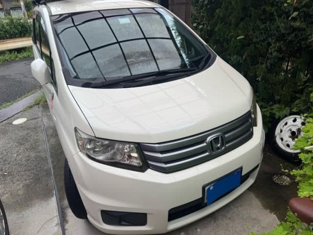 HONDA FREED Spike