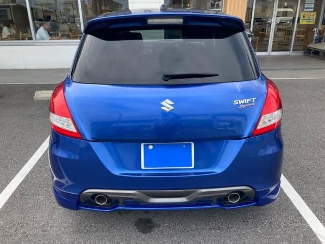 SUZUKI