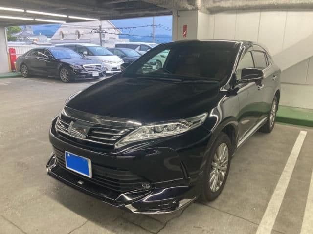 TOYOTA HARRIER 2WD