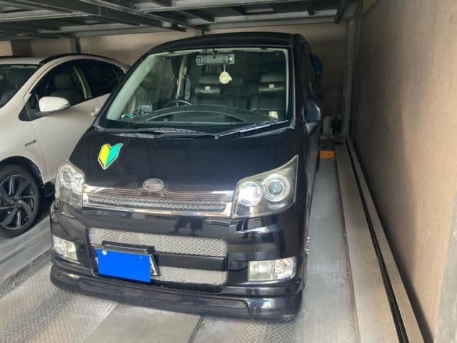 DAIHATSU MOVE CUSTOM