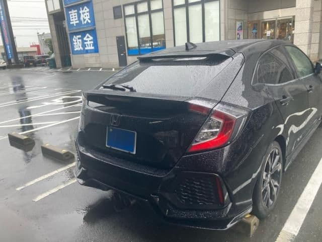 Car thumbnail 3